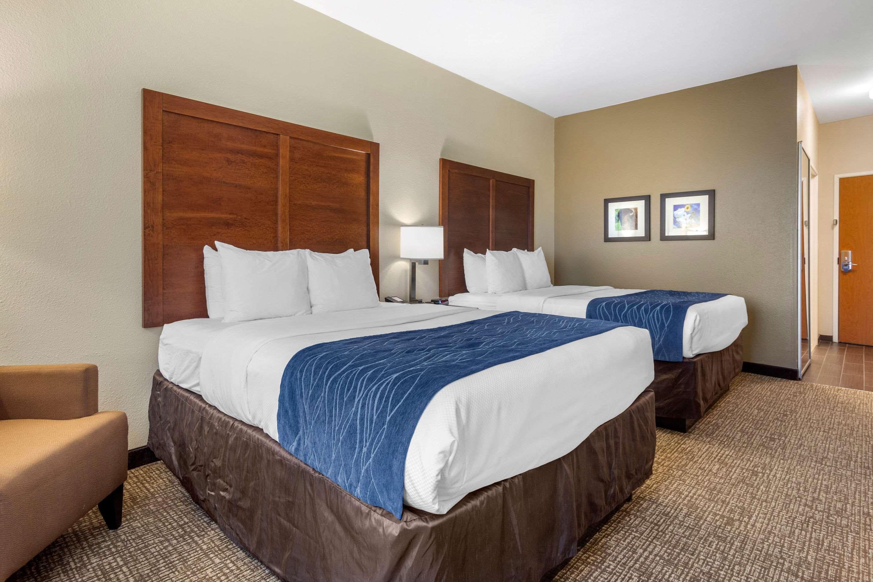 Comfort Inn & Suites Glenpool Esterno foto
